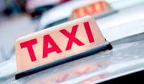 Jakie są dodatkowe wymagania dla samochodu przystosowanego do przewozu osób TAXI?